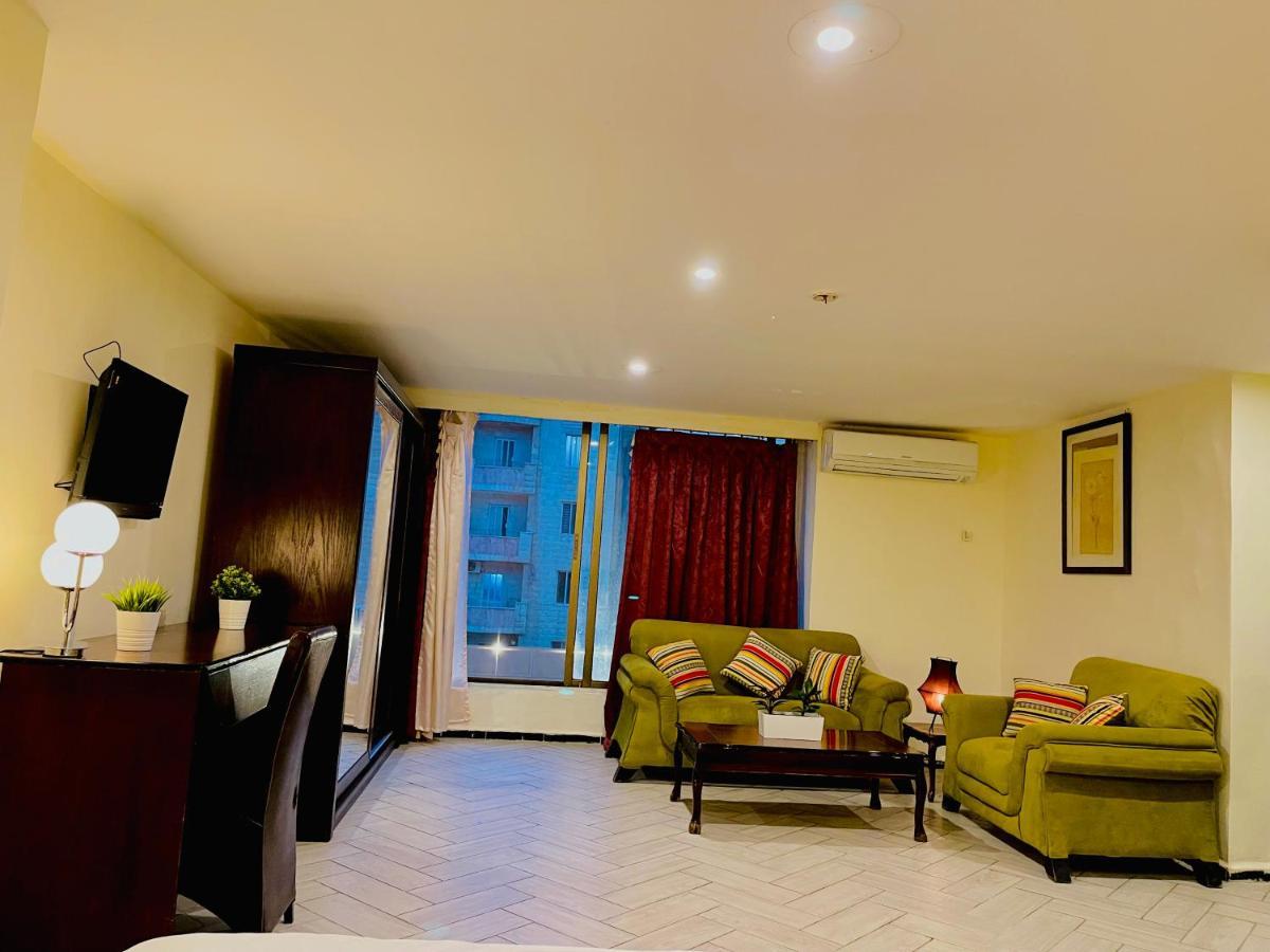 Al Joude Hotel Irbid Bagian luar foto